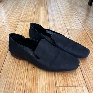 Tom’s Lara Black Leather Flats
